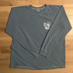 Size XL - Vintage Green “Sam and Omie’s” Long sleeve tee
